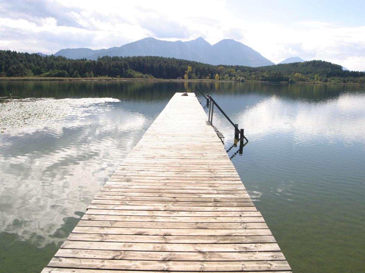 Apartment Directly On Lake Ossiach In Carinthia Stockelweingarten Bagian luar foto