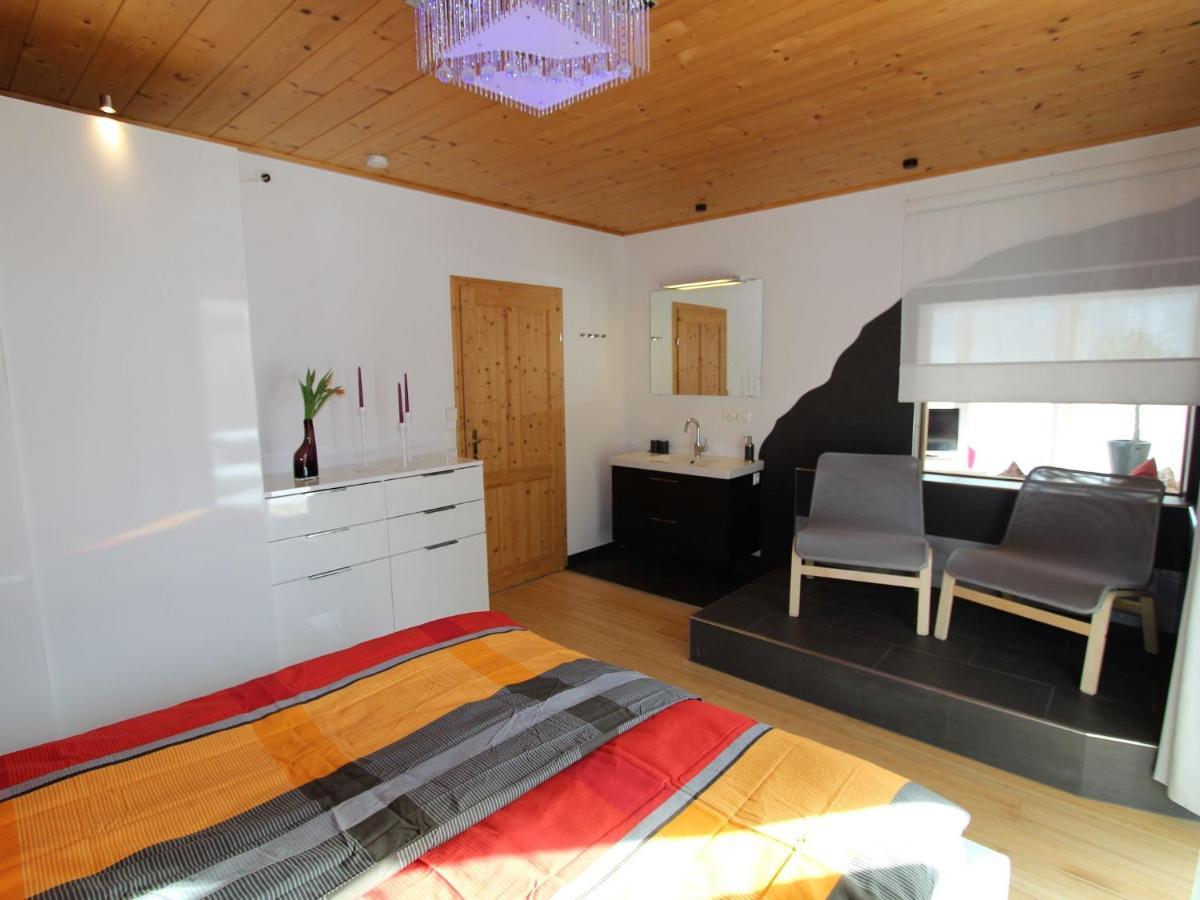 Apartment Directly On Lake Ossiach In Carinthia Stockelweingarten Bagian luar foto