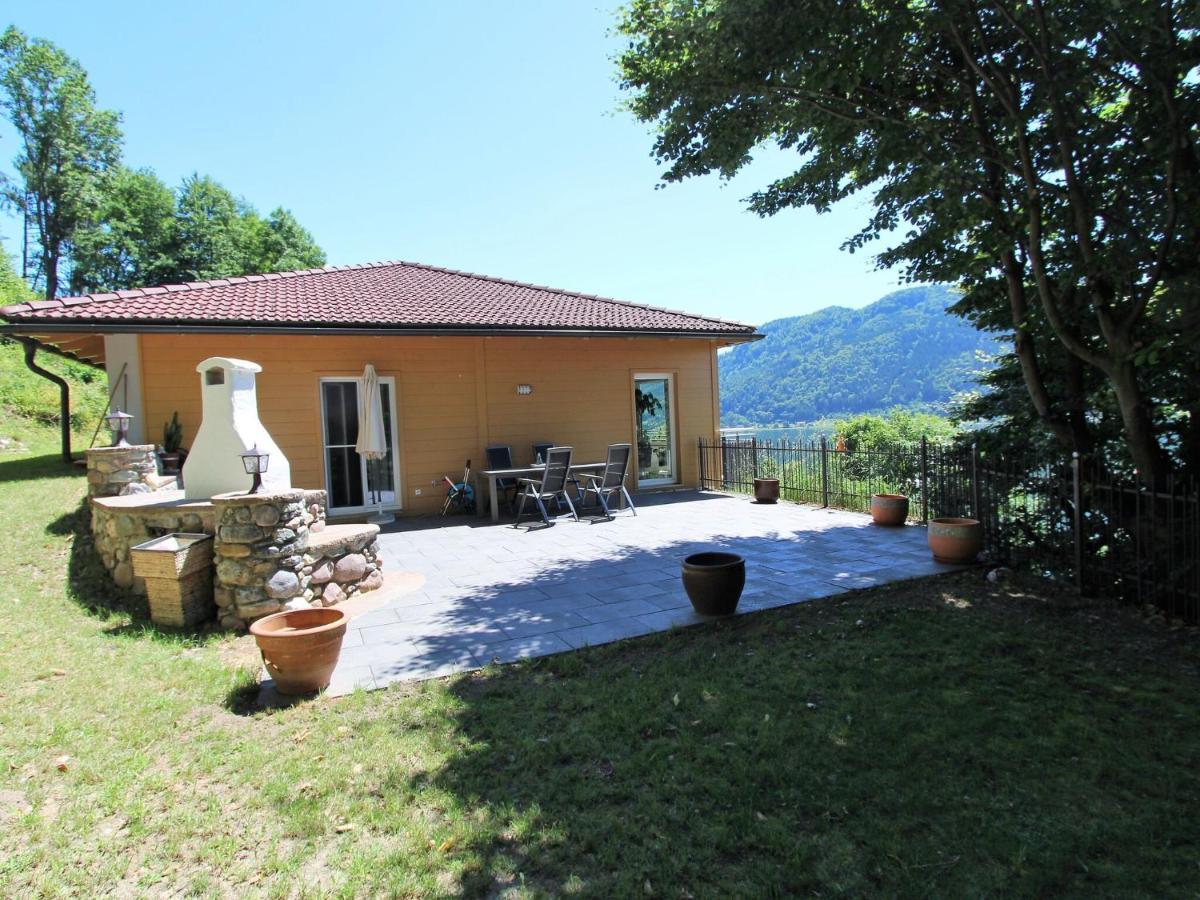 Apartment Directly On Lake Ossiach In Carinthia Stockelweingarten Bagian luar foto